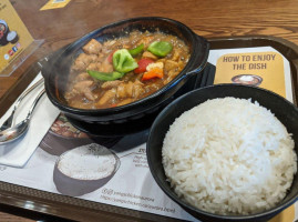 Yang's Braised Chicken Rice (aurora) Yáng Míng Yǔ Huáng Mèn Jī Mǐ Fàn food