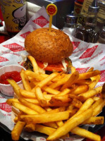 Fatburger Lougheed Burnaby food