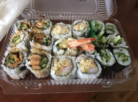 520 Sushi inside