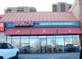 Banzai outside