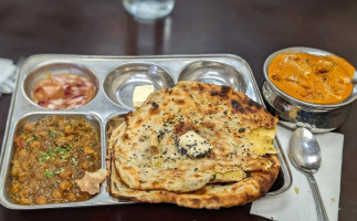 Pakwan Indian Cuisine food