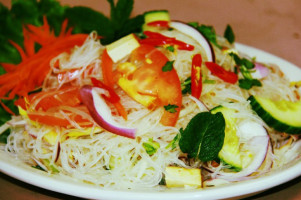 Phad Thai food