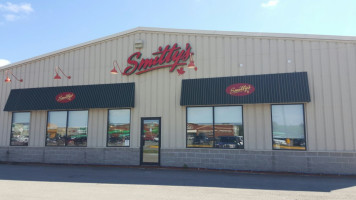 Smitty's Sussex, Nb outside