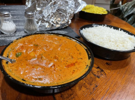 Pawan's Indian Kitchen food