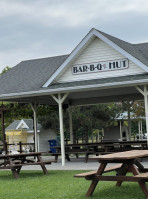 Pelee Island Winery Pavilion outside