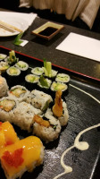 Yume Sushi inside