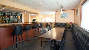 Vacation Inn Dine Lounge inside