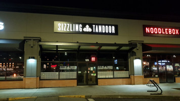 Sizzling Tandoor food