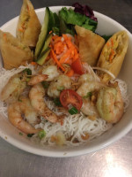 Le Pho Vietnamese Restaurant food