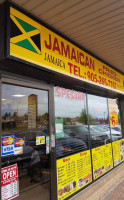 Jamaican Fried Chicken outside