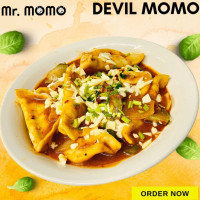 Mr. Momo food