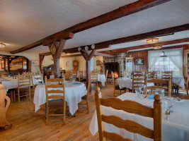 Auberge Handfield food