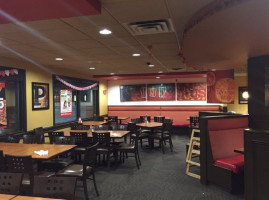 Pizza Hut inside