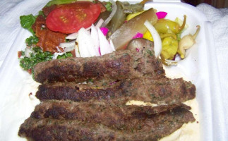 Shawarma Kingdom food