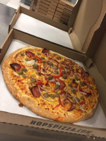 Hops Pizza food