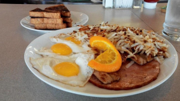 Salisbury House Of Canada food