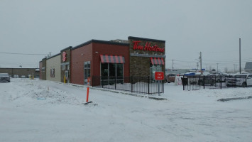 Tim Hortons outside