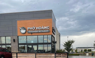 Pho Hoang Seasons outside