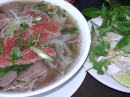 Pho Triple 7 Restaurant food