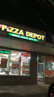 Pizza Depot outside