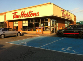 Tim Hortons outside