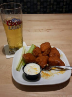 Boston Pizza food