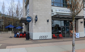 Waves Coffee House Edmonds food