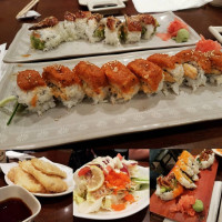 Sushi Town food