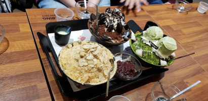 Sulbing Café 설빙 food