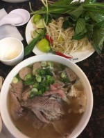 Pho Binh Minh food