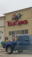 Totai Sushi Express outside