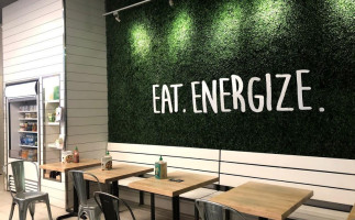 Freshii food