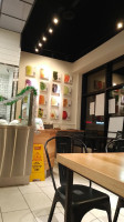 Freshii inside