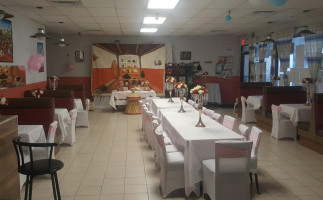 Kw African Cuisine inside