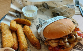 Fatburger Walnut Grove food