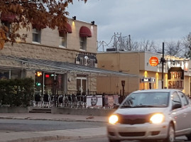 Resto Bar Top Shot outside