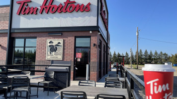 Tim Hortons outside