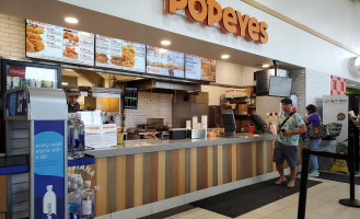 Popeyes Louisiana Kitchen outside