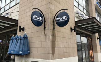 Waves Coffee House Edmonds outside