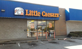 Little Caesars Pizza inside