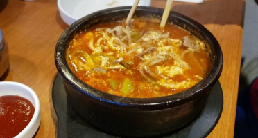 Hanwoori Korean food