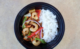 Mongo's Fresh, Fast Stir Fry food