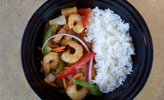 Mongo's Fresh, Fast Stir Fry food