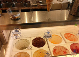 Geppetto's Gelato food