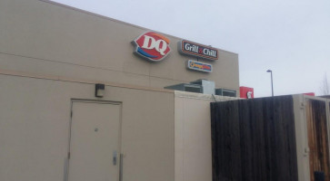 Dairy Queen Grill Chill inside