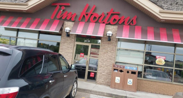 Tim Hortons outside