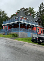 Sydney Street Pub And Cafe outside