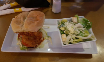 Kelseys Original Roadhouse food