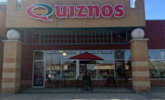 Quiznos food