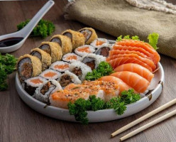 Gokusen Sushi Noodle Bar Japanese Food Restaurant food